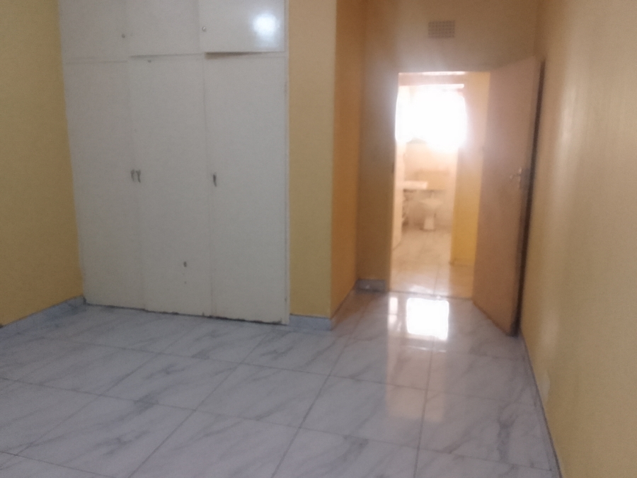 2 Bedroom Property for Sale in Rustenburg Central North West